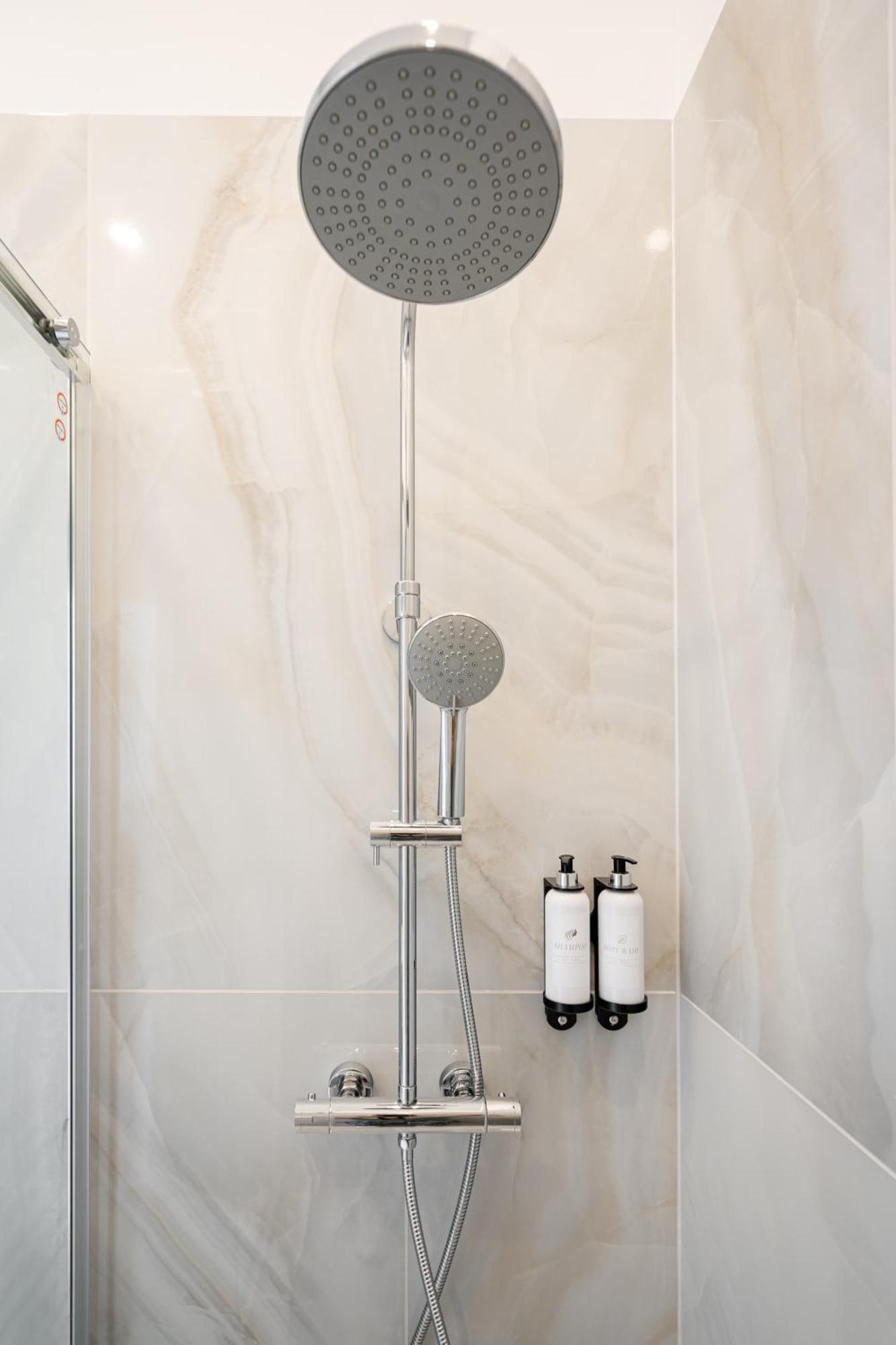 W30 - Wesselenyi Charming Apartment - Best Location By Bqa Βουδαπέστη Εξωτερικό φωτογραφία
